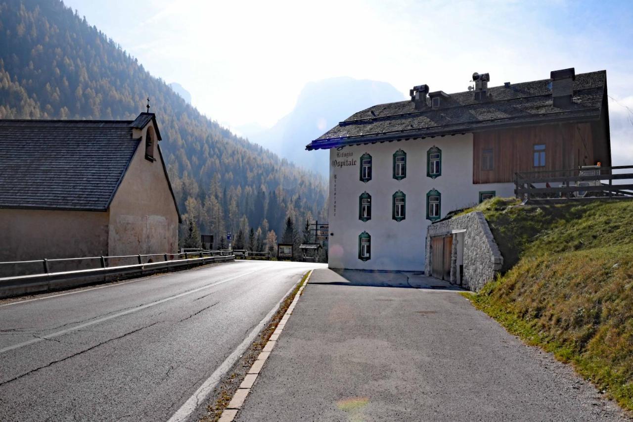 Hotel Ristorante Rifugio Ospitale Cortina dʼAmpezzo Exterior foto